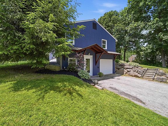 3rd image of 155 Lancaster Farm Road