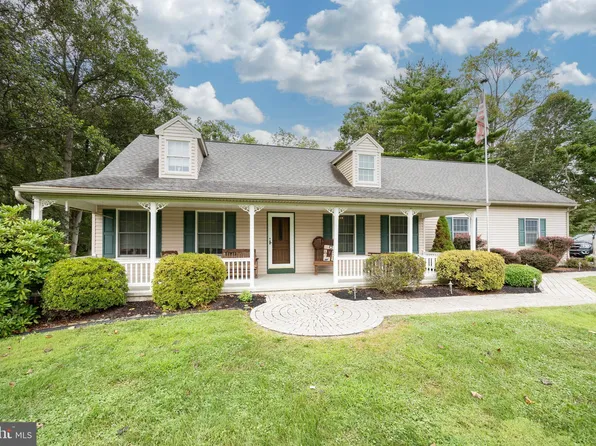 1360 N Manor Rd, Honey Brook, PA 19344
