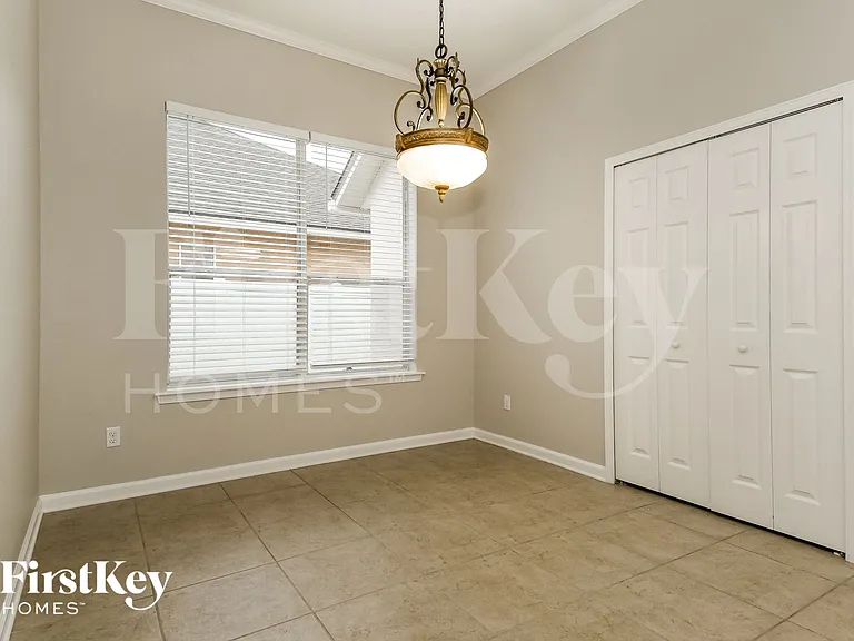 664 Porta Rosa Cir — Photo 6