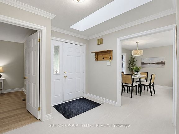 5th image of 40 Quinella Dr #28
