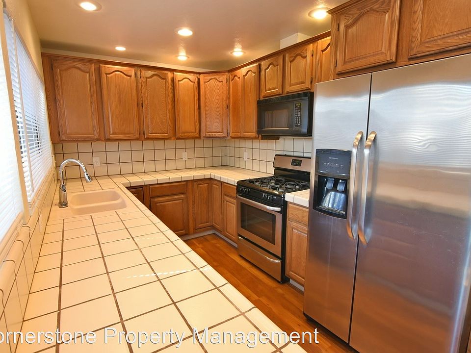 1st image of 1434 Jeffery Ave