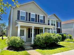 1699 Ravine Park Ln, Aurora, IL 60504