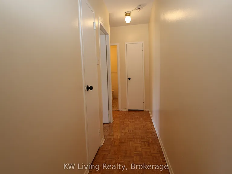 480 Lakeshore Rd E #309 — Photo 16
