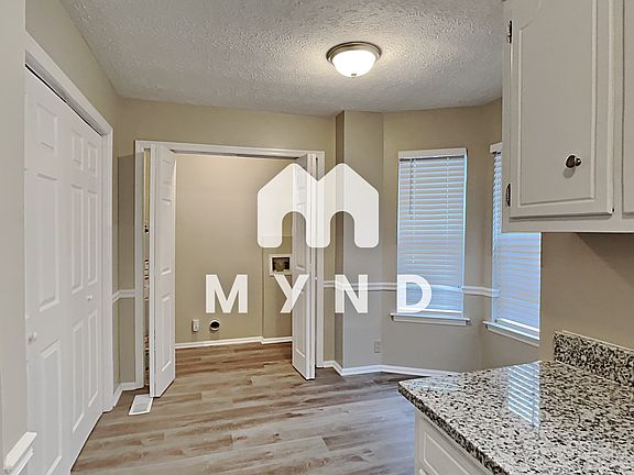 5th image of 3236 Forest Breeze Dr