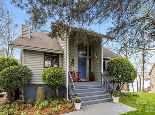 9067 Tulagi Ct, Fort Mill, SC 29708