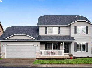 1201 Mount View Ln, Molalla, OR 97038