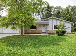 9241 N Port Washington Rd, Bayside, WI 53217