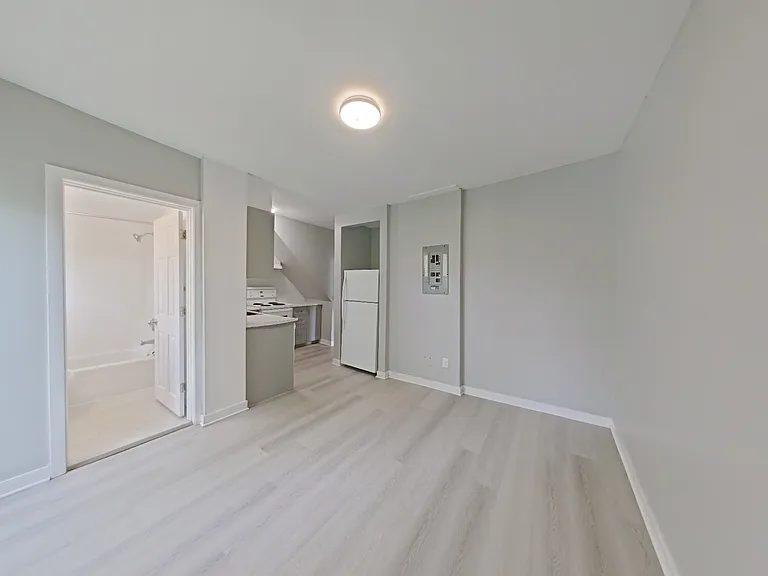 92 Marlborough Ave #3 — Photo 7