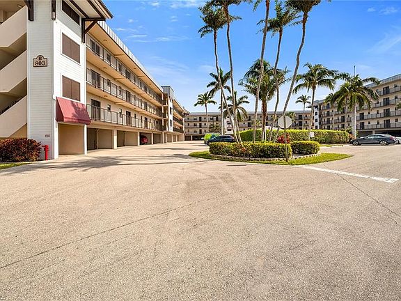 3rd image of 803 River Point DR #306B