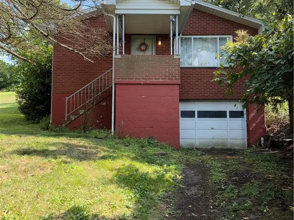 13 Sunset Ln, McKeesport, PA 15133
