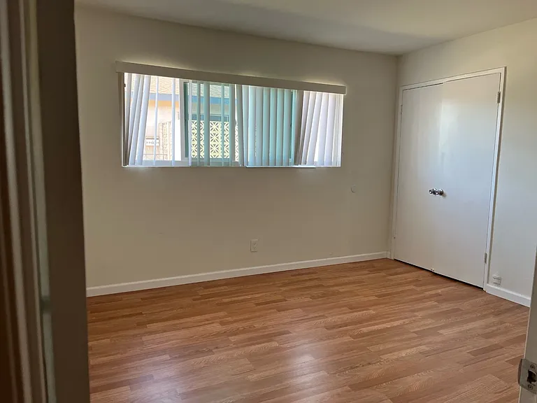 1015 S Marguerita Ave #1 — Photo 25