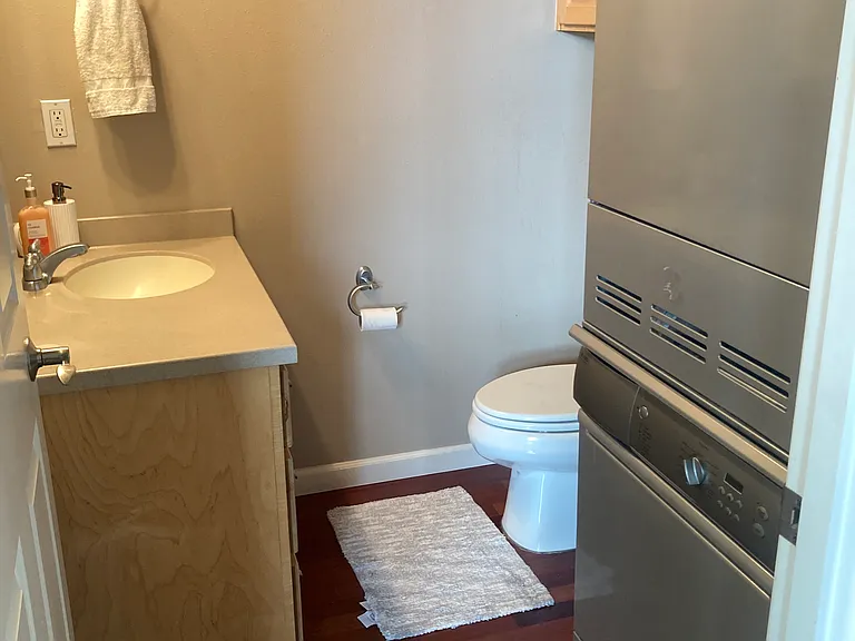 140 W 10th Ave #10 — Photo 22