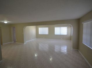 826 NW 200th St, Miami Gardens, FL 33169