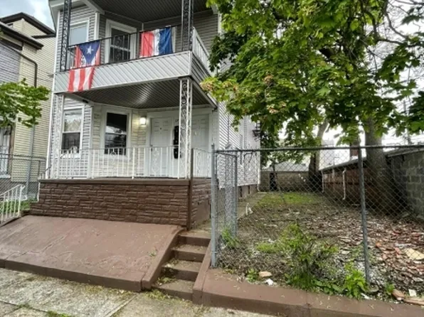 596 E 23Rd St, Paterson City, NJ 07514
