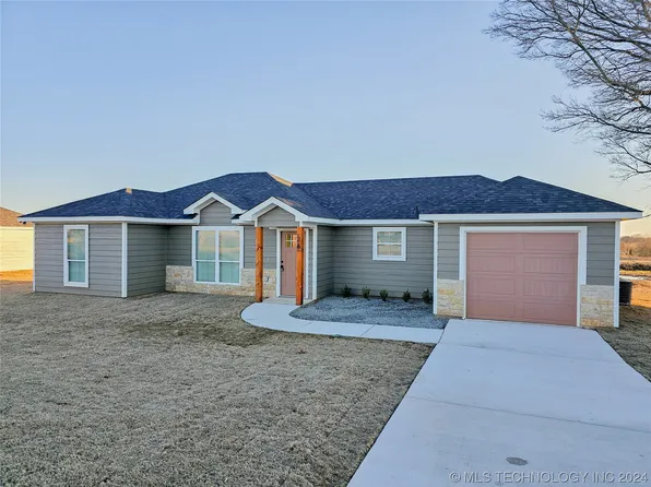 808 E McKennon Rd, Calera, OK 74730