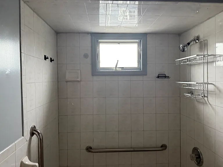 715 Mack Pl #2 — Photo 17