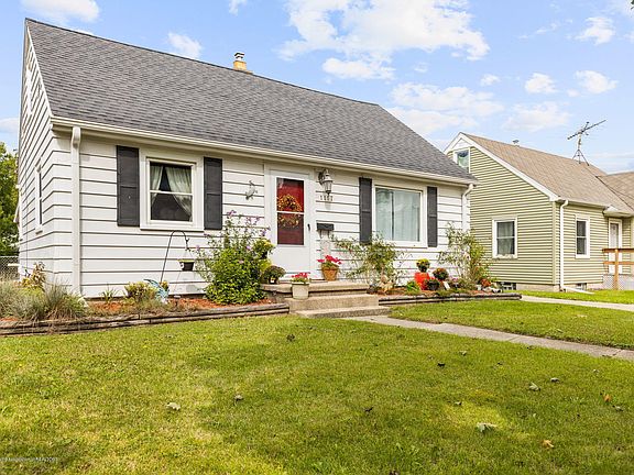 3rd image of 1117 Lincoln Ave