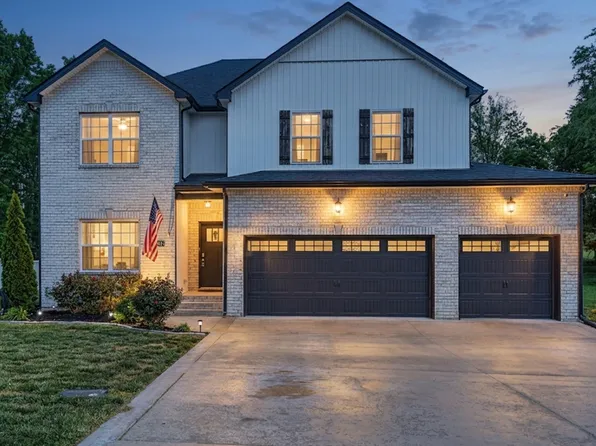 1333 Morning Star Dr, Clarksville, TN 37042