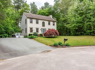 16 Austin Ln, Acushnet, MA 02743