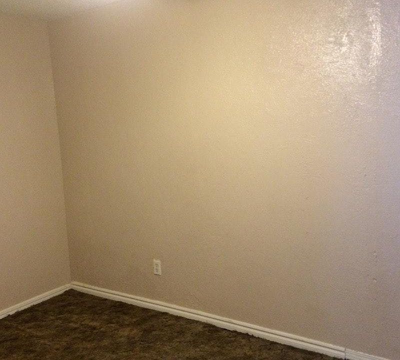 2nd image of 711 NE 26th St APT E