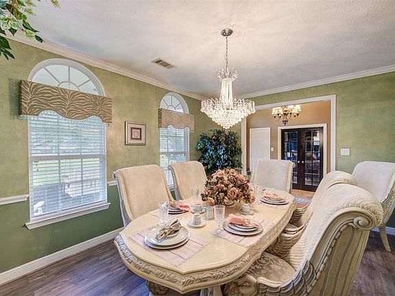 3rd image of 4711 Wildhorse Ct