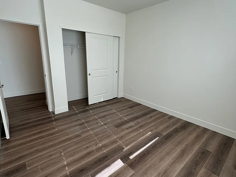 The Overlook Apartments — Photo 38