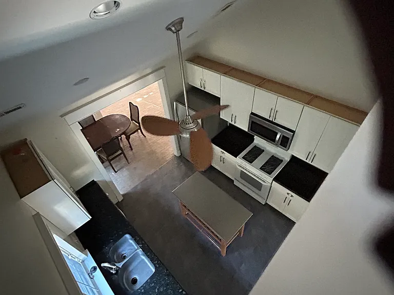 104 Franklin St #104 — Photo 2