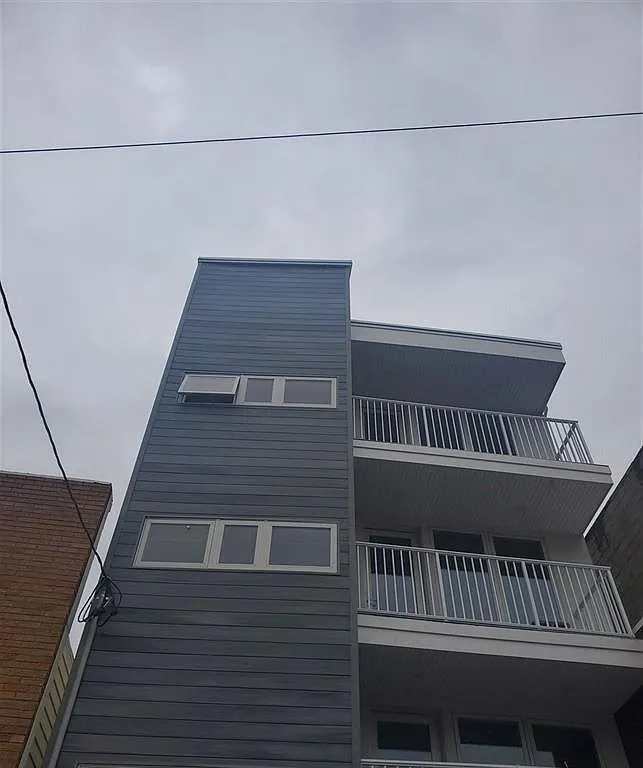 3 bed, 2.0 bath, $3,480 — Photo 1