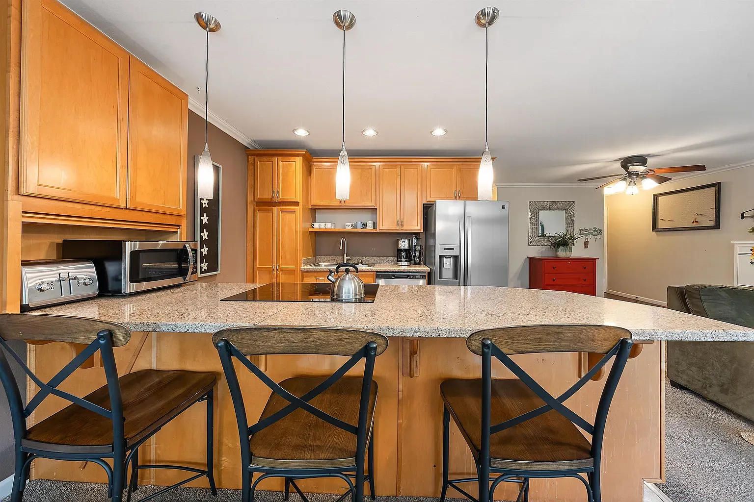 2 bed, 888 sqft, $2,950 — Photo 4