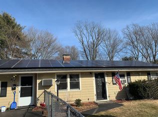 7 McDevitt Rd, Randolph, MA 02368