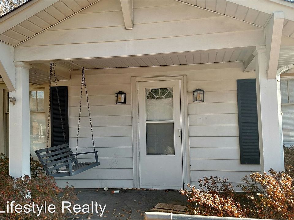 2nd image of 212 Druid St