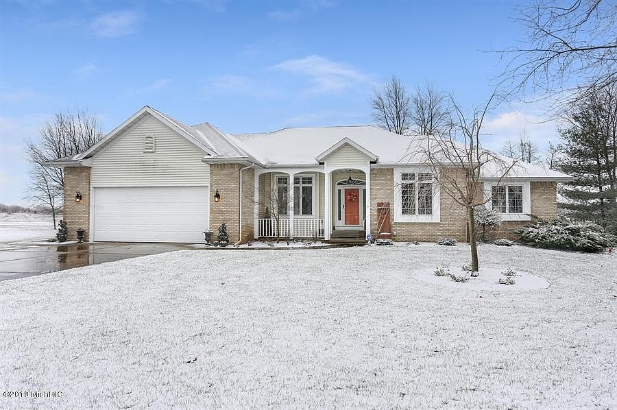1st image of 5476 Blackberry Ln