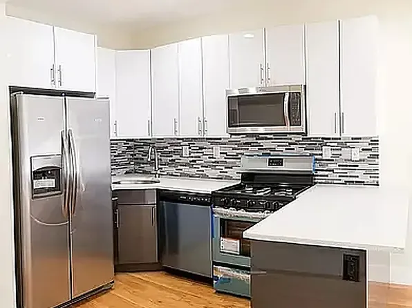 435 Maple St #2G, Brooklyn, NY 11225