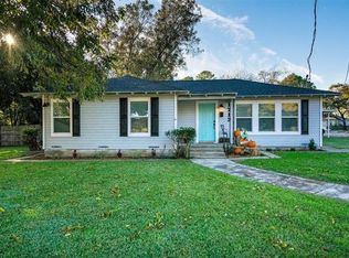 1713 Denton Dr, Carrollton, TX 75006