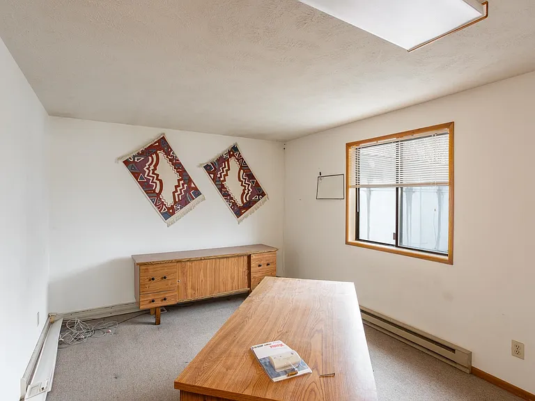 10623 E Montgomery Dr — Photo 5