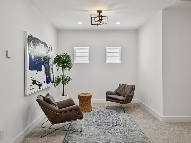 6808 Madrid St — Photo 19