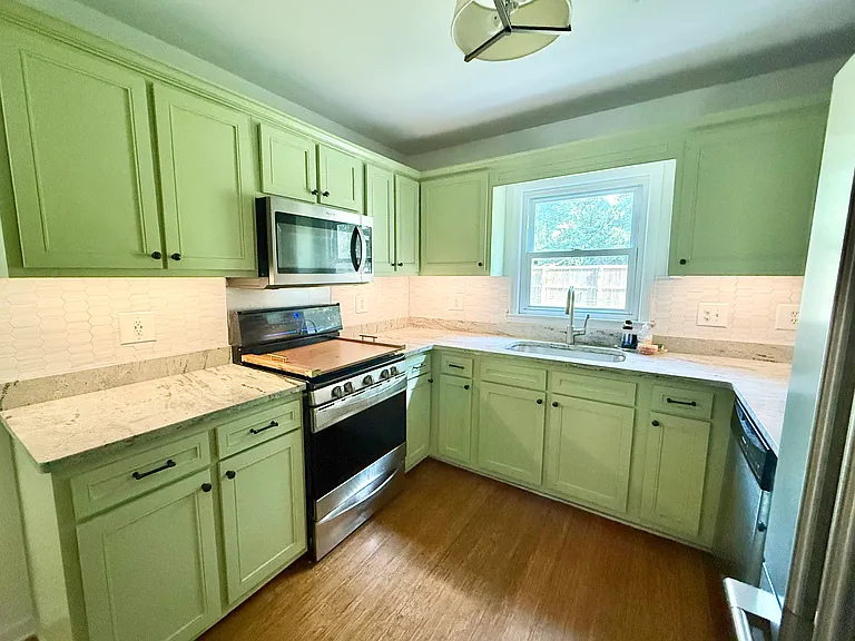 45 Paddlecreek Ave — Photo 9