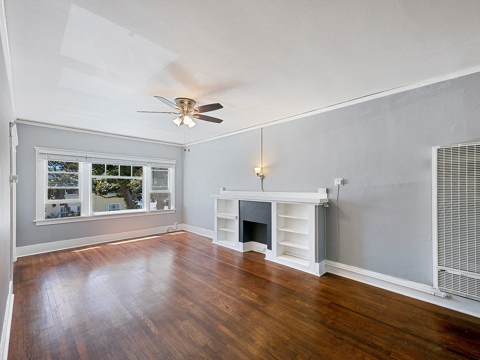 Studio, 485 sqft, $1,795 — Photo 2