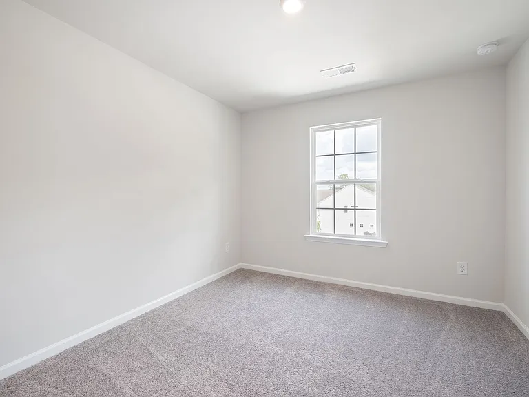 13012 Lannister Dr — Photo 32