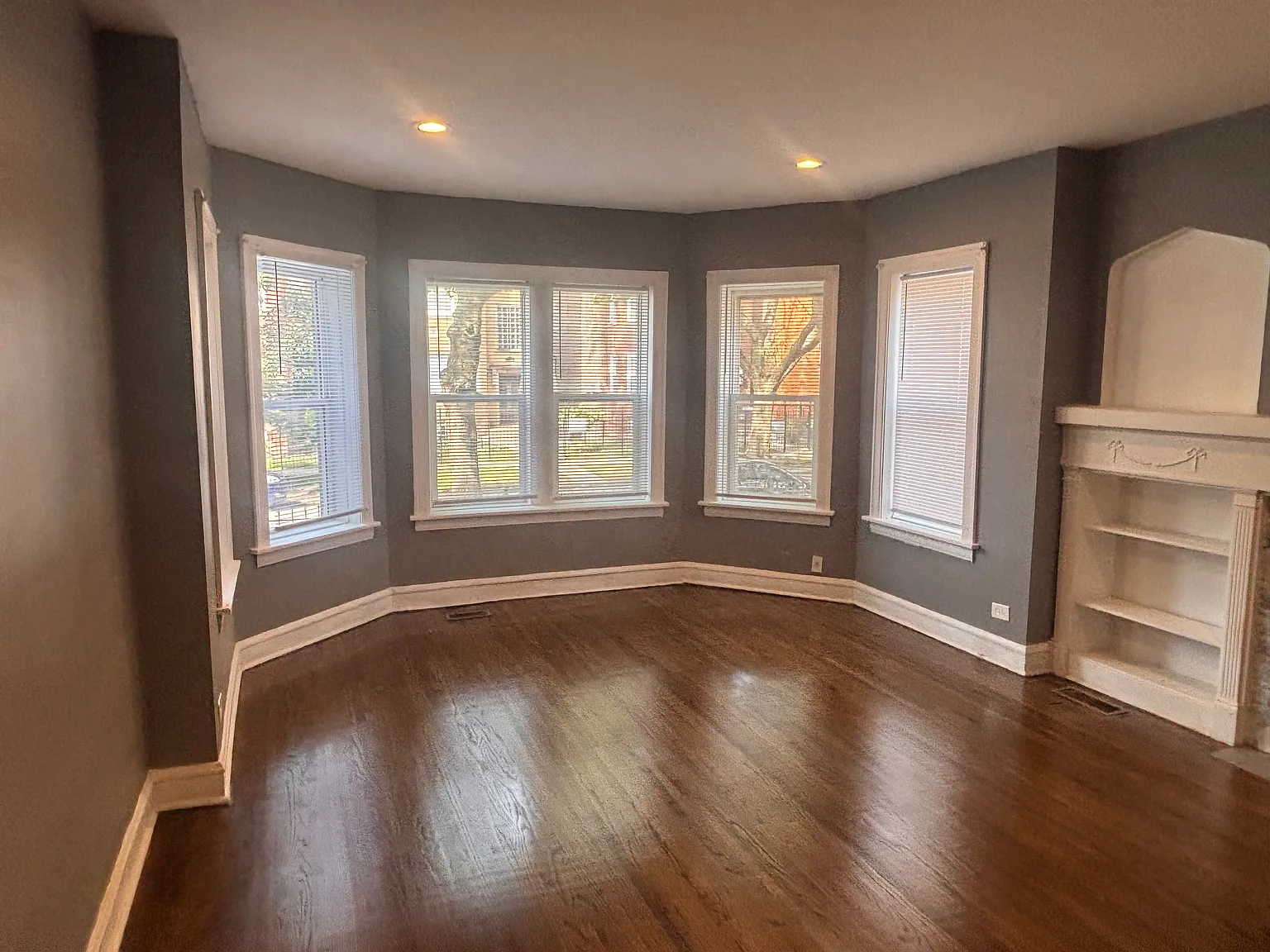 2 bed, $1,250 — Photo 2