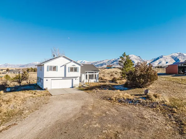 686 Westcott Dr, Spring Creek, NV 89815