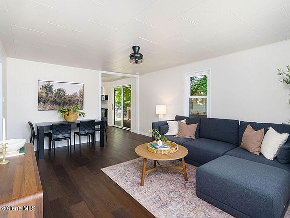 5th image of 1010 E Harrison Ave