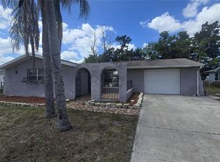 9401 Glen Moor Ln, Port Richey, FL 34668
