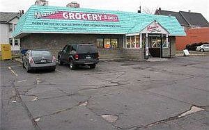 1st image of 2082 S Park Ave