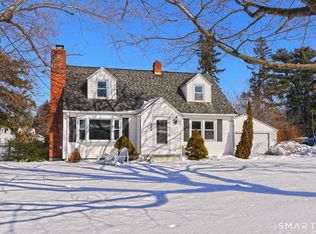 10 Hemingway Road, North Haven, CT 06473