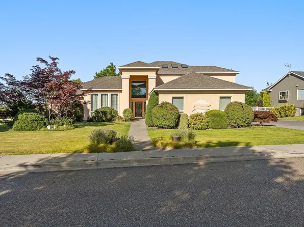 2042 Morency Dr, Richland, WA 99352