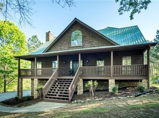 1360 White Rd, White, GA 30184