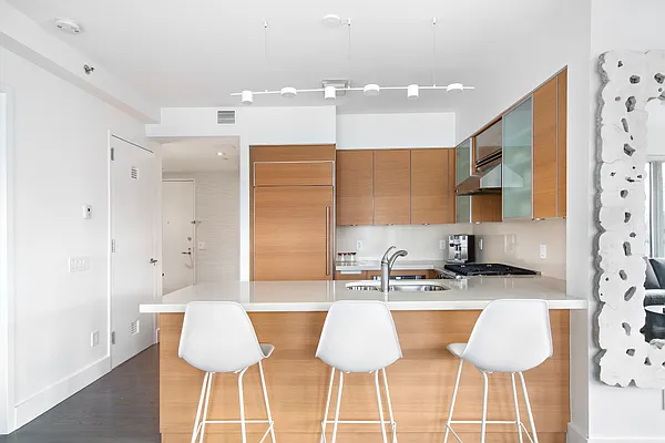 Sold by Corcoran | media 3