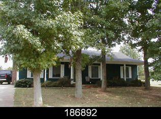 2237 Springwater Dr, Gastonia, NC 28056