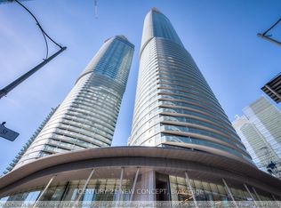 12 York St #3708, Toronto, ON M5J 0E4